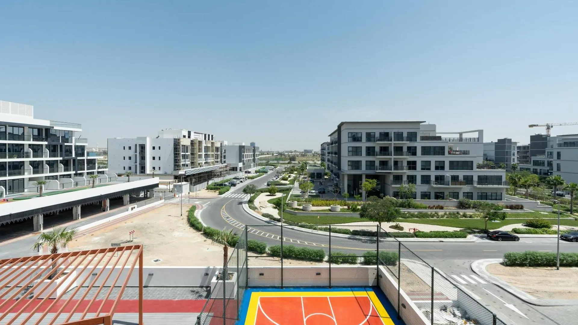 Modern 2Br With Private Pool At Samana Golf Avenue Studio City By Vibel Dubaj