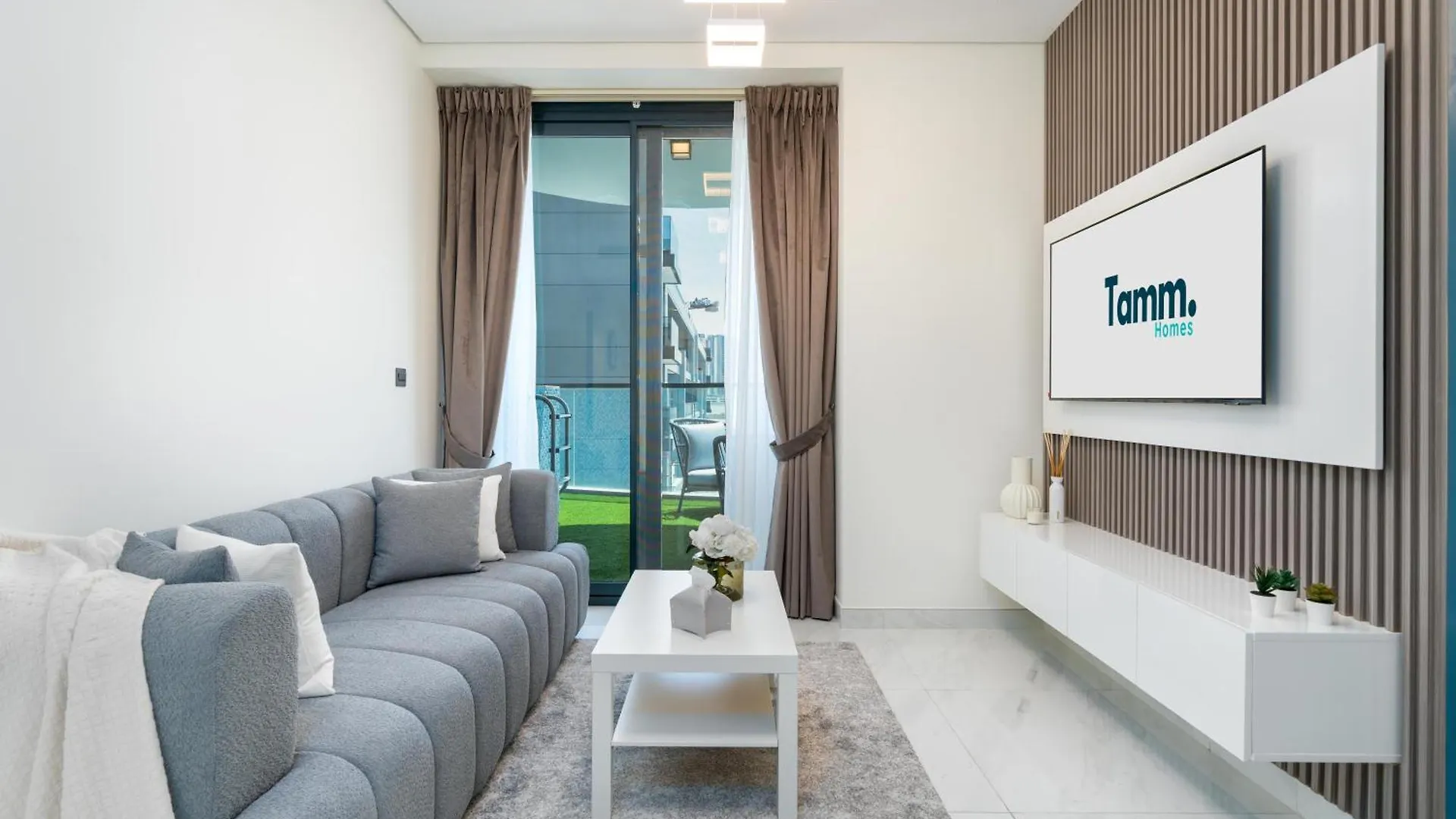 Modern 2Br With Private Pool At Samana Golf Avenue Studio City By Vibel Dubaj 0*,  Spojené arabské emiráty