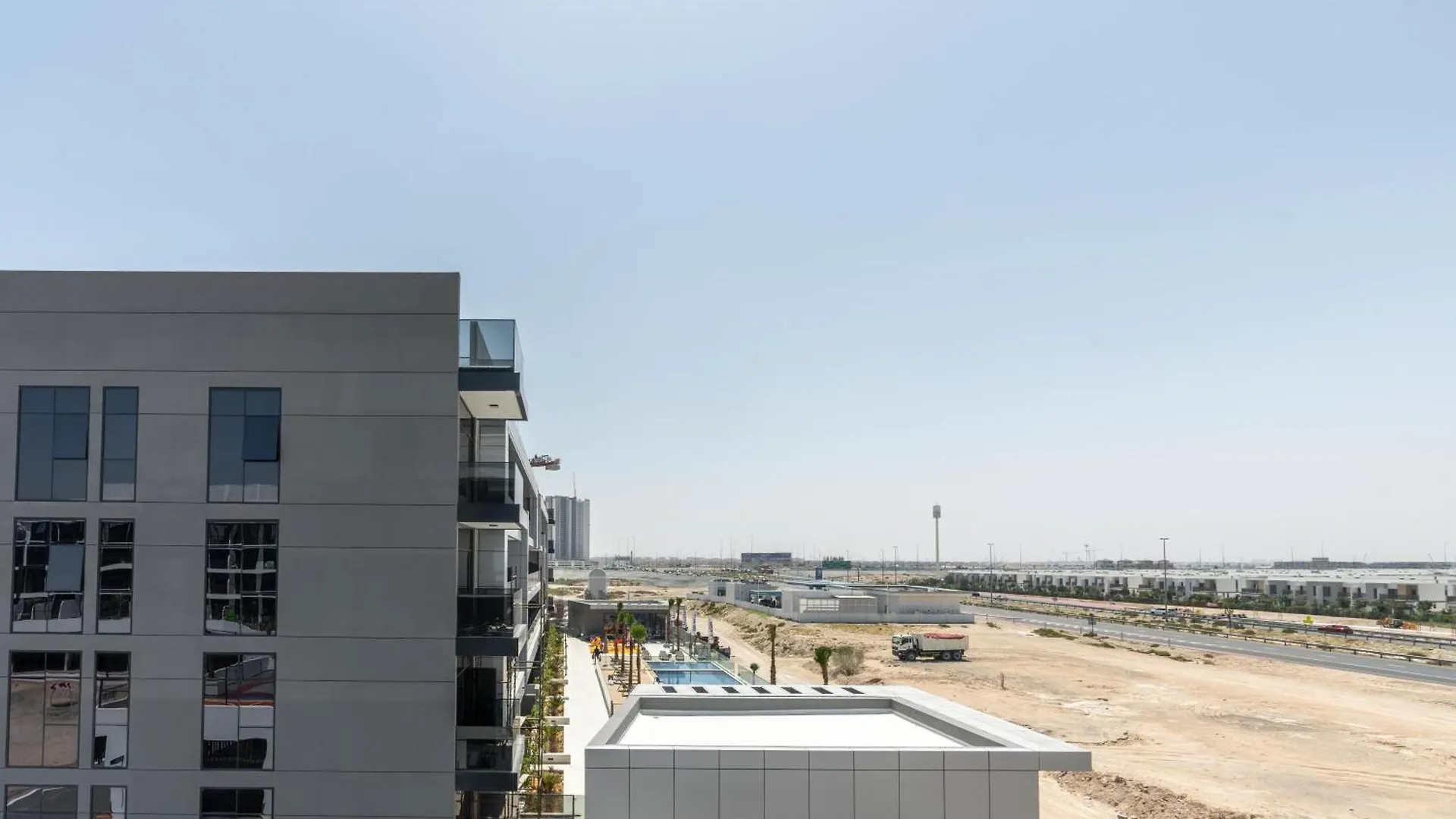 Modern 2Br With Private Pool At Samana Golf Avenue Studio City By Vibel Dubai 0*,  United Arab Emirates